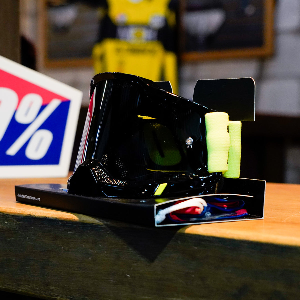ACCURI 2 Goggle Neon Yellow - Mirror Silver Lens