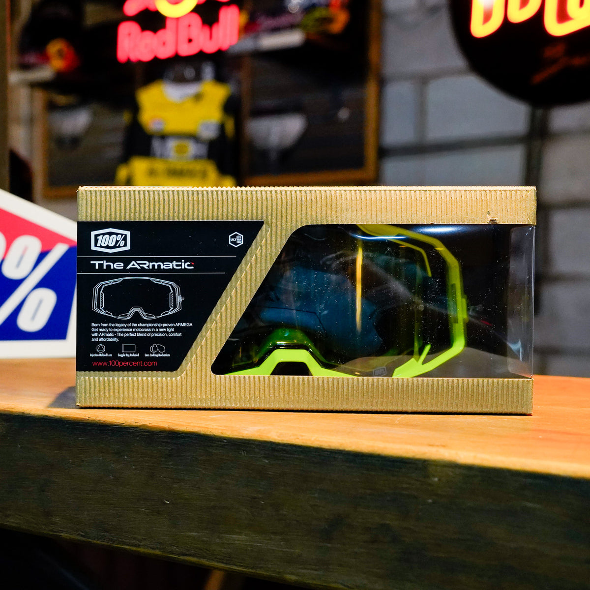 ARMATIC Goggle Neon Yellow - Mirror True Gold Lens
